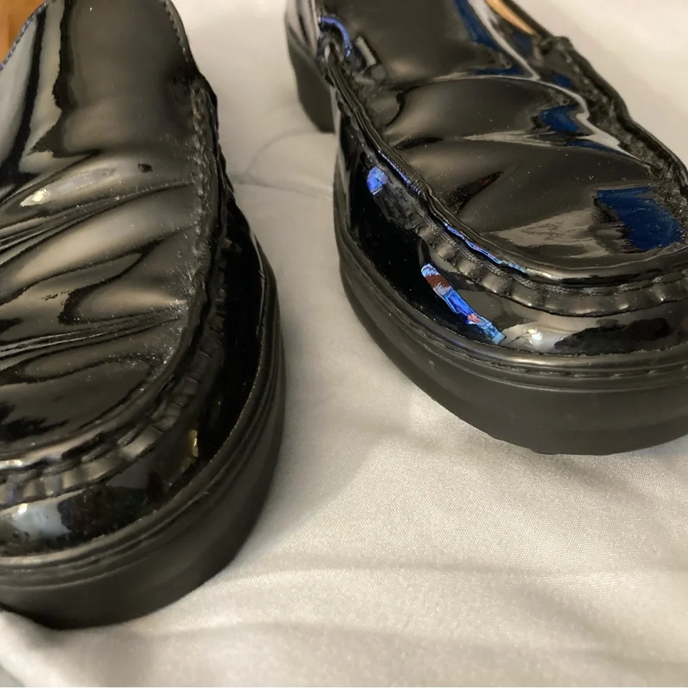 Tod’s Patent Leather Loafers Ex Cond - Picture 2 of 9